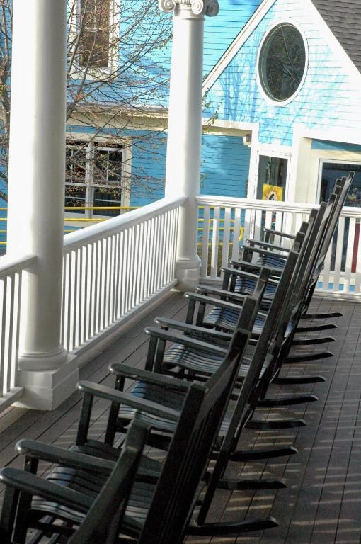 Anchor Inn Beach House Провинстаун Номер фото